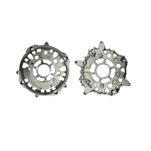 TAPA TRASERA S/ PLAQUETA P/ ALTERNADOR MB 24V. 80A ELECTRONICO MOD. NUEVO